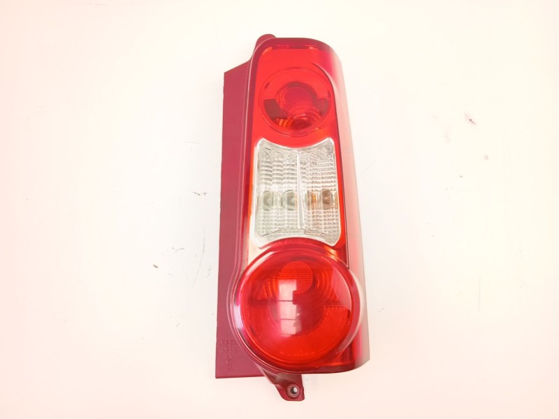 Recambio de piloto trasero derecho para citroën berlingo multispace (b9) 1.6 hdi 90 referencia OEM IAM 9677205480  