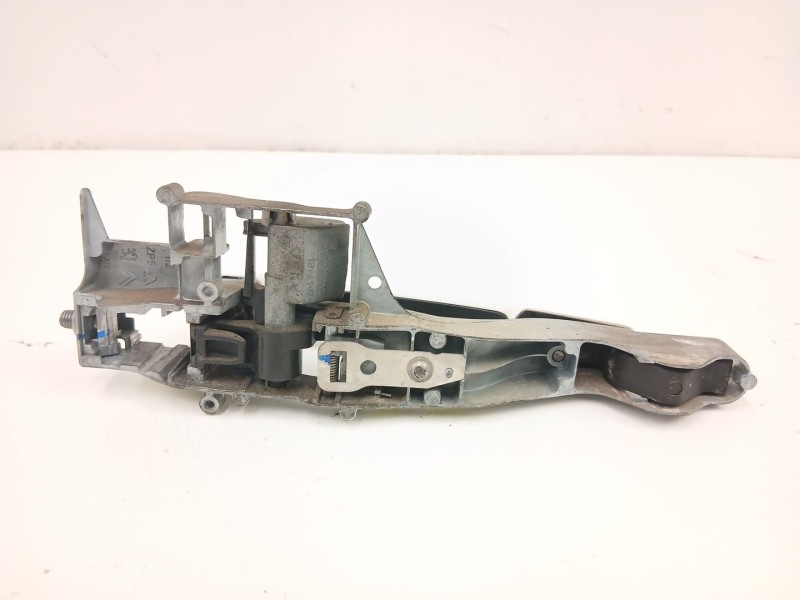 Recambio de manilla delantera izquierda para citroën berlingo multispace (b9) 1.6 hdi 90 referencia OEM IAM 9680168680  