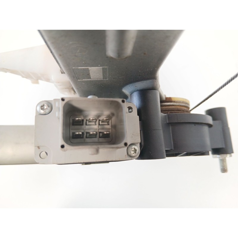 Recambio de elevalunas trasero izquierdo para fiat bravo ii (198_) 2.0 d multijet (198axn1b) referencia OEM IAM 51827396  