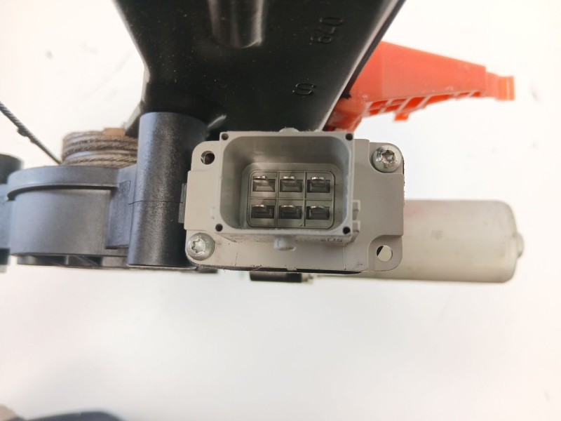 Recambio de elevalunas delantero izquierdo para fiat bravo ii (198_) 2.0 d multijet (198axn1b) referencia OEM IAM 51836460  