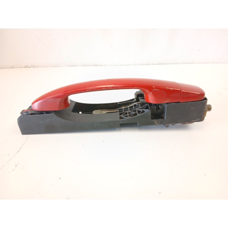 Recambio de manilla delantera derecha para fiat bravo ii (198_) 2.0 d multijet (198axn1b) referencia OEM IAM 51806116  