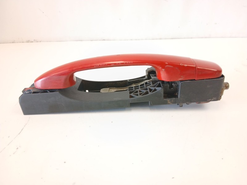 Recambio de manilla delantera derecha para fiat bravo ii (198_) 2.0 d multijet (198axn1b) referencia OEM IAM 51806116  