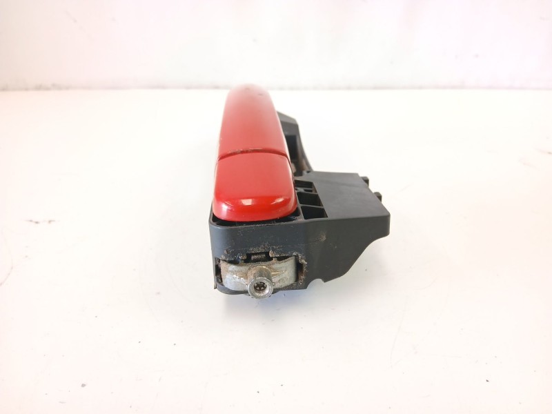 Recambio de manilla delantera derecha para fiat bravo ii (198_) 2.0 d multijet (198axn1b) referencia OEM IAM 51806116  