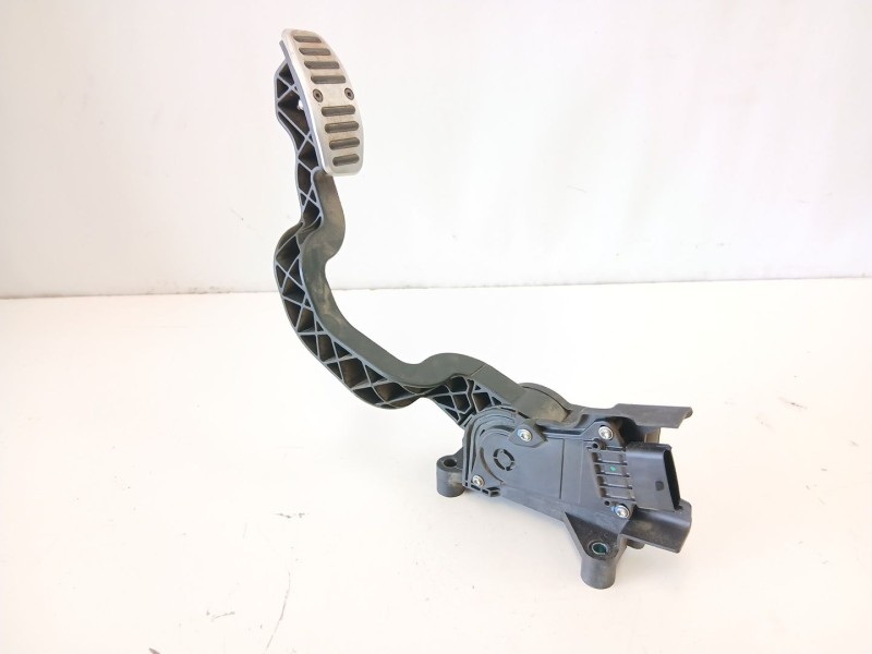 Recambio de potenciometro aceleracion para fiat bravo ii (198_) 2.0 d multijet (198axn1b) referencia OEM IAM 517856400  02807550