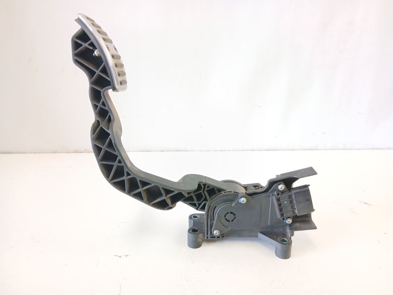 Recambio de potenciometro aceleracion para fiat bravo ii (198_) 2.0 d multijet (198axn1b) referencia OEM IAM 517856400  02807550