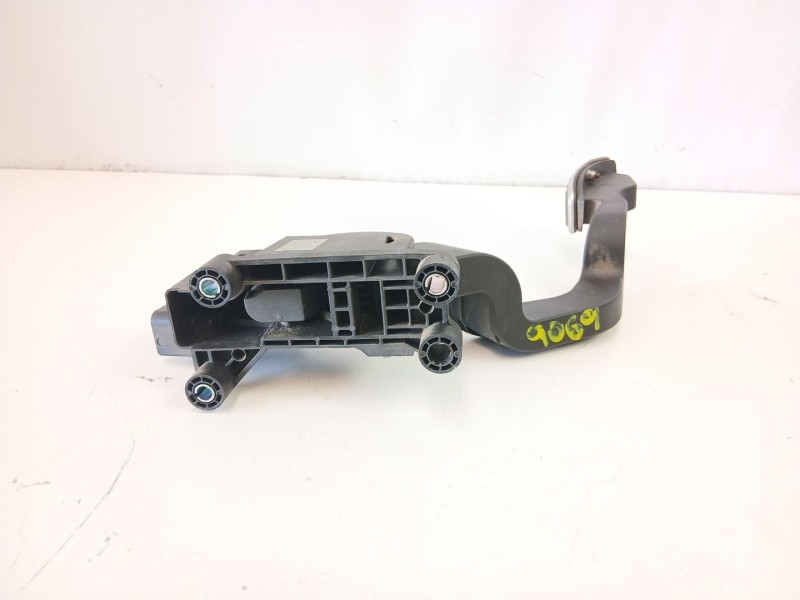 Recambio de potenciometro aceleracion para fiat bravo ii (198_) 2.0 d multijet (198axn1b) referencia OEM IAM 517856400  02807550