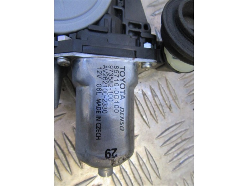 Recambio de elevalunas elec. del. dch. : toyota yaris : 1.3 g (101cv) 6v [2010] para toyota yaris 1.3 g 6v referencia OEM IAM 85