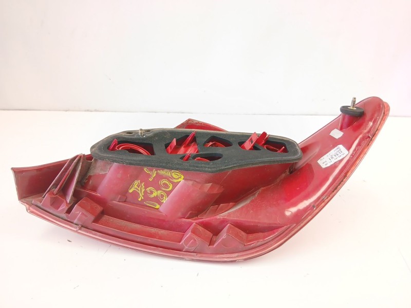 Recambio de piloto trasero izquierdo para peugeot 307 (3a/c) 2.0 hdi 90 referencia OEM IAM 6350P3 89023238 