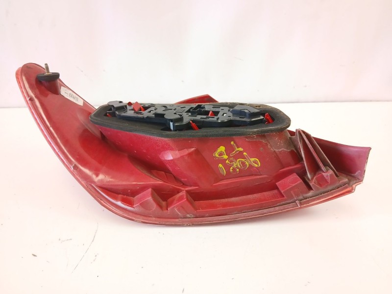 Recambio de piloto trasero derecho para peugeot 307 (3a/c) 2.0 hdi 90 referencia OEM IAM 6351P3 89023239 