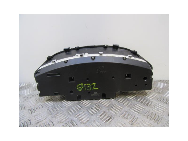 Recambio de cuadro instrumentos : toyota yaris : 1.3 g (101cv) 6v [2010] para toyota yaris 1.3 g 6v referencia OEM IAM 83800-0DG