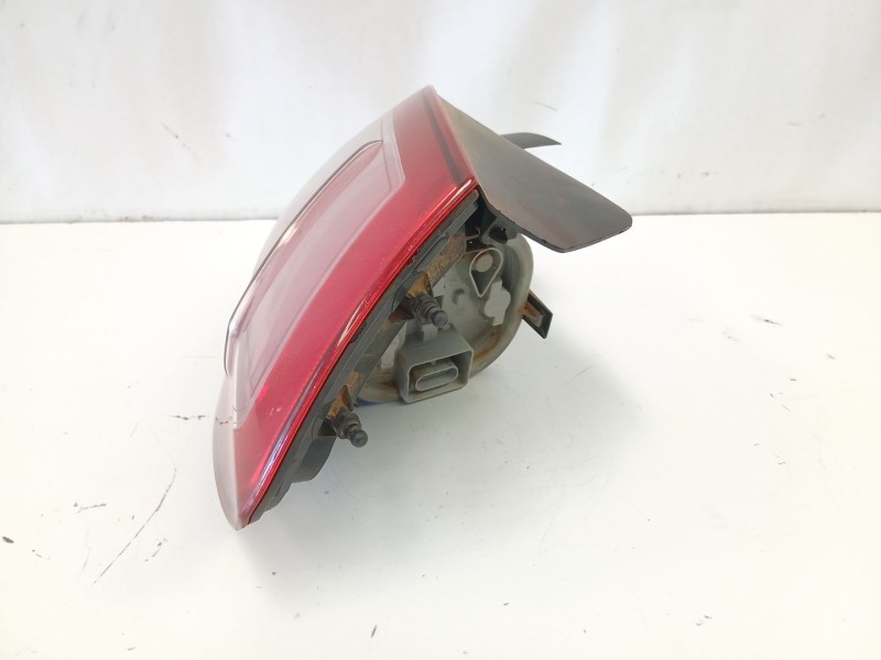 Recambio de piloto trasero derecho para fiat bravo ii (198_) 2.0 d multijet (198axn1b) referencia OEM IAM 51757542  