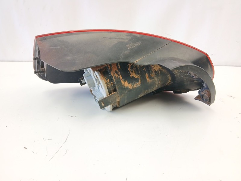 Recambio de piloto trasero derecho para fiat bravo ii (198_) 2.0 d multijet (198axn1b) referencia OEM IAM 51757542  