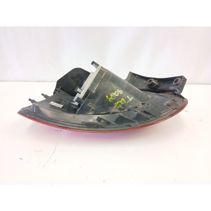 Recambio de piloto trasero derecho para fiat bravo ii (198_) 2.0 d multijet (198axn1b) referencia OEM IAM 51757542  