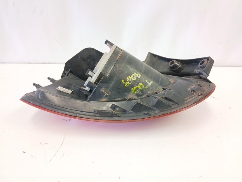 Recambio de piloto trasero derecho para fiat bravo ii (198_) 2.0 d multijet (198axn1b) referencia OEM IAM 51757542  