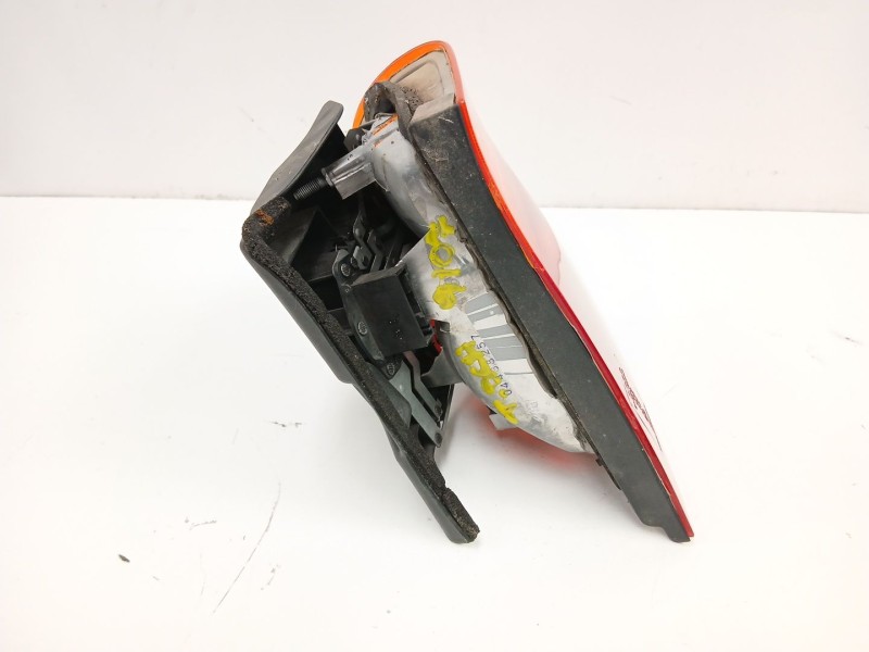 Recambio de piloto trasero derecho para bmw 3 (e46) 320 d referencia OEM IAM 63218364922  