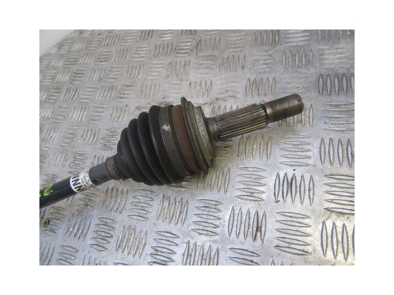 Recambio de transmision delantera izq. : toyota yaris : 1.3 g (101cv) 6v [2010] para toyota yaris 1.3 g 6v referencia OEM IAM 10