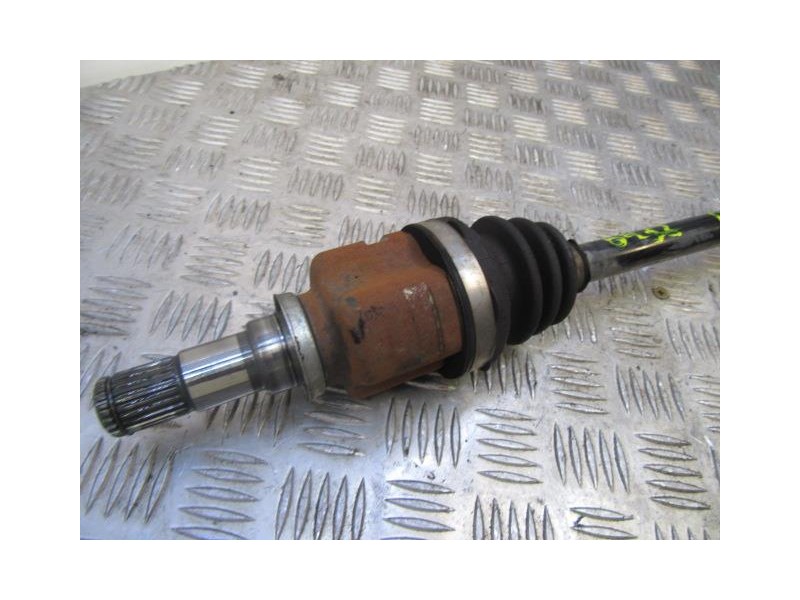 Recambio de transmision delantera izq. : toyota yaris : 1.3 g (101cv) 6v [2010] para toyota yaris 1.3 g 6v referencia OEM IAM 10