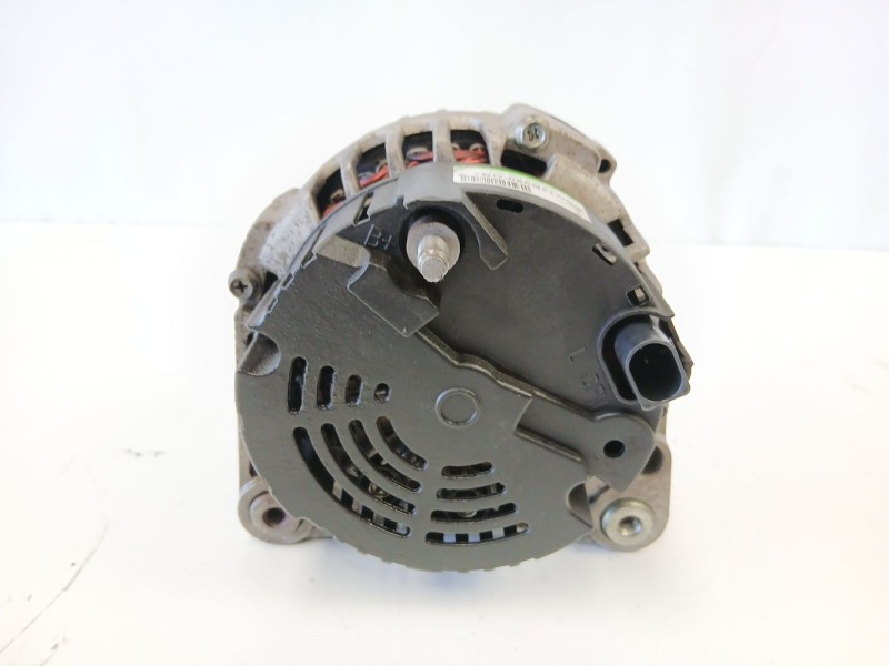 Recambio de alternador para seat leon (1m1) 1.9 tdi referencia OEM IAM 038903018Q SG12B090 