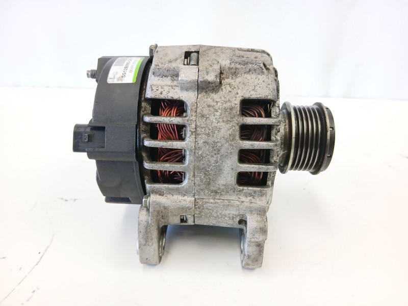 Recambio de alternador para seat leon (1m1) 1.9 tdi referencia OEM IAM 038903018Q SG12B090 
