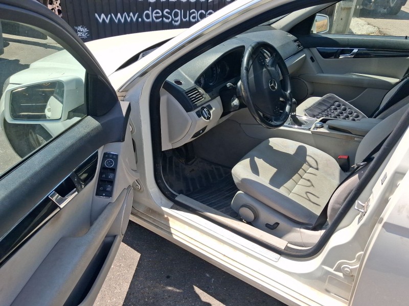 mercedes-benz clase c t-model (s204) del año 2007