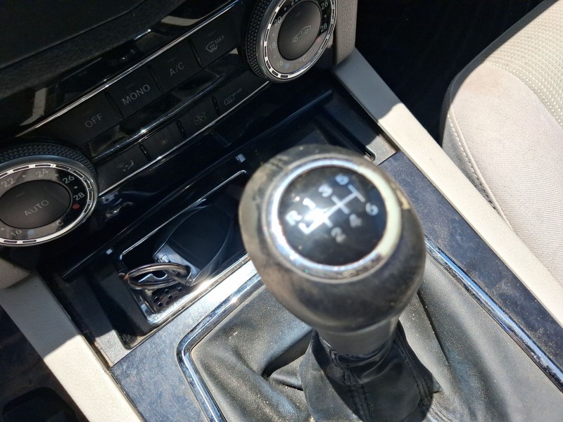 mercedes-benz clase c t-model (s204) del año 2007