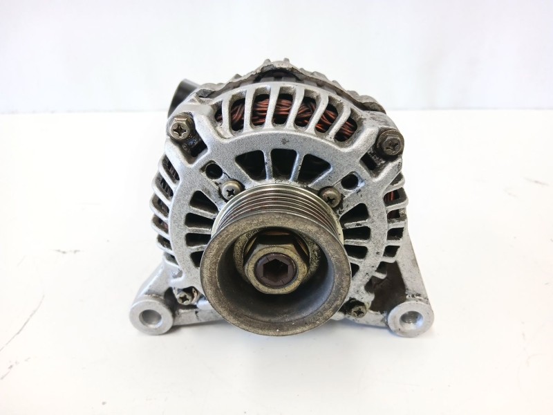 Recambio de alternador para peugeot 206 hatchback (2a/c) 1.4 i referencia OEM IAM 9638275980 A005TA6391C 