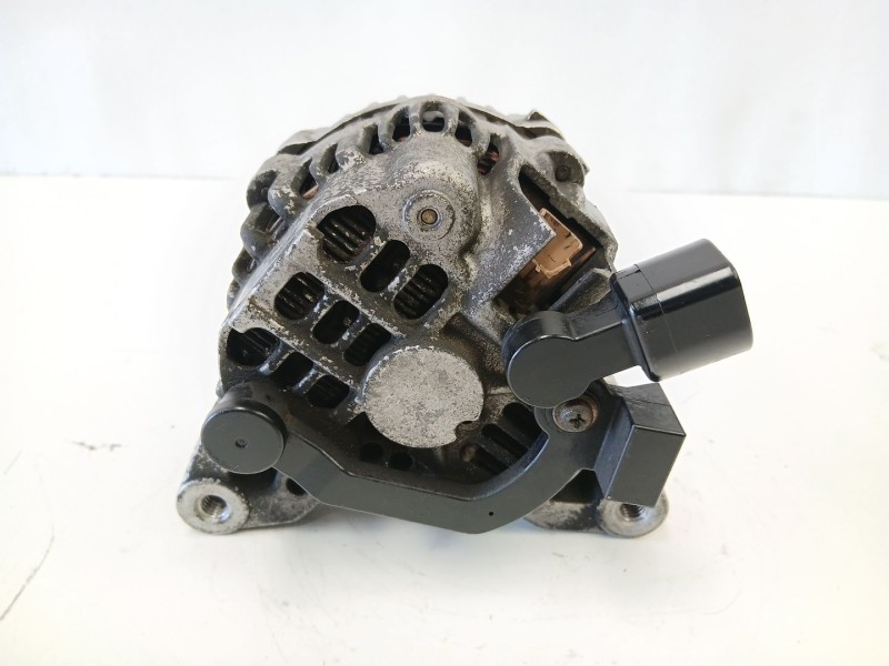Recambio de alternador para peugeot 206 hatchback (2a/c) 1.4 i referencia OEM IAM 9638275980 A005TA6391C 