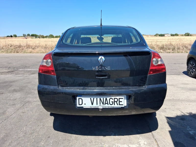 renault megane ii sedán (lm0/1_) del año 2004