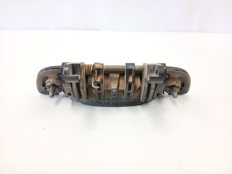 Recambio de manilla trasera izquierda para suzuki baleno (eg) 1.9 td (sy419) referencia OEM IAM 8284060G0  