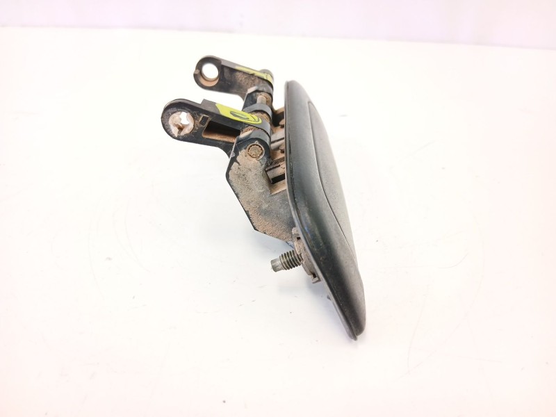 Recambio de manilla trasera derecha para suzuki baleno (eg) 1.9 td (sy419) referencia OEM IAM 8283060G0  