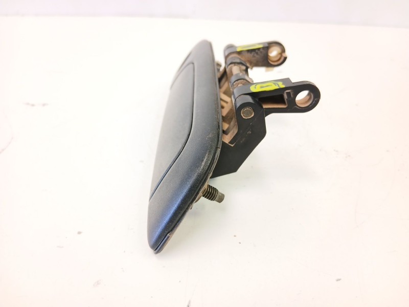 Recambio de manilla delantera derecha para suzuki baleno (eg) 1.9 td (sy419) referencia OEM IAM 8281060G0  