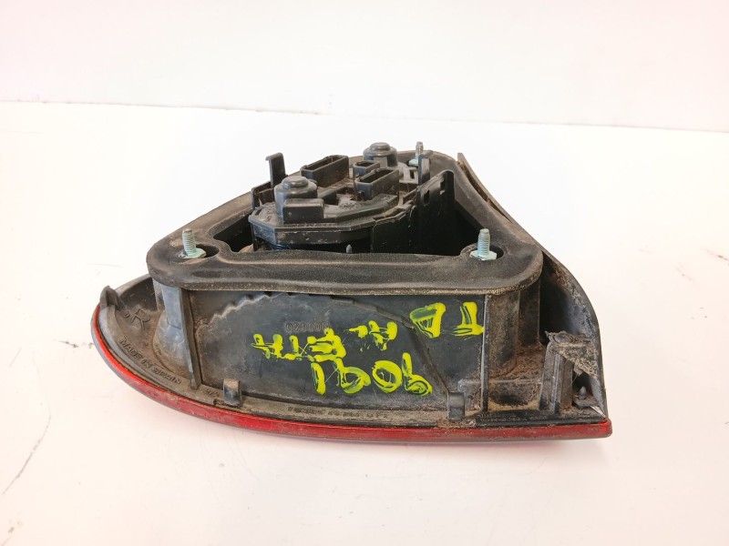 Recambio de piloto trasero derecho para seat leon (1m1) 1.9 tdi referencia OEM IAM 1M6945112  1M6945096A