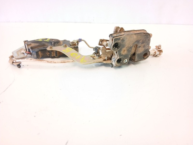 Recambio de cerradura puerta trasera izquierda para suzuki baleno (eg) 1.9 td (sy419) referencia OEM IAM 8230260G10  