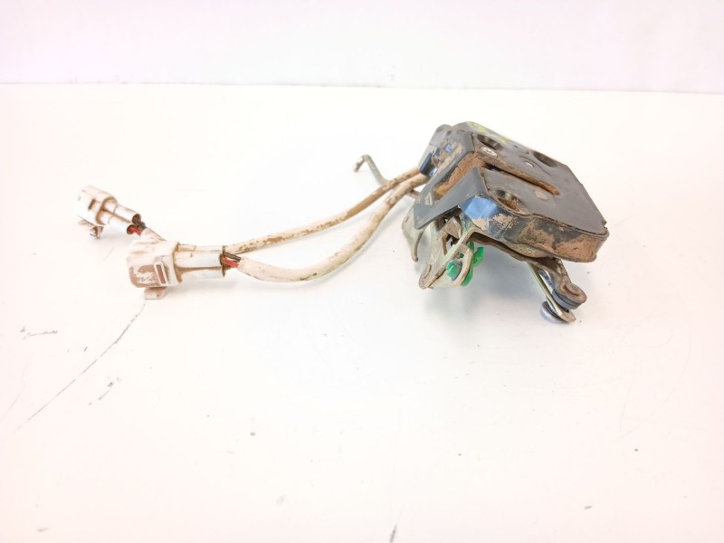 Recambio de cerradura puerta delantera izquierda para suzuki baleno (eg) 1.9 td (sy419) referencia OEM IAM 8220260G10  