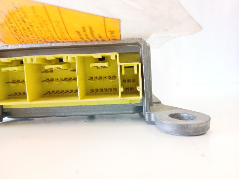 Recambio de centralita airbag para nissan note (e11e) 1.4 cat referencia OEM IAM 988209U10A 0285001909 