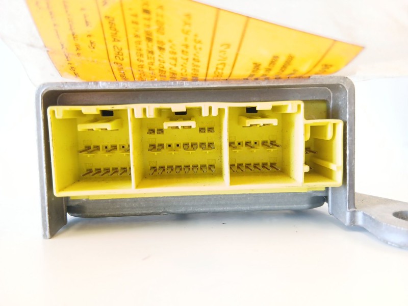 Recambio de centralita airbag para nissan note (e11e) 1.4 cat referencia OEM IAM 988209U10A 0285001909 