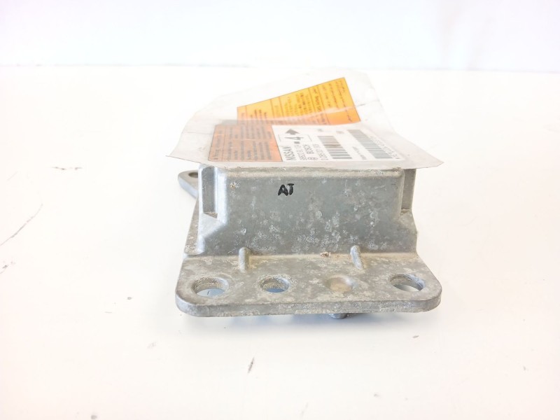 Recambio de centralita airbag para nissan note (e11e) 1.4 cat referencia OEM IAM 988209U10A 0285001909 