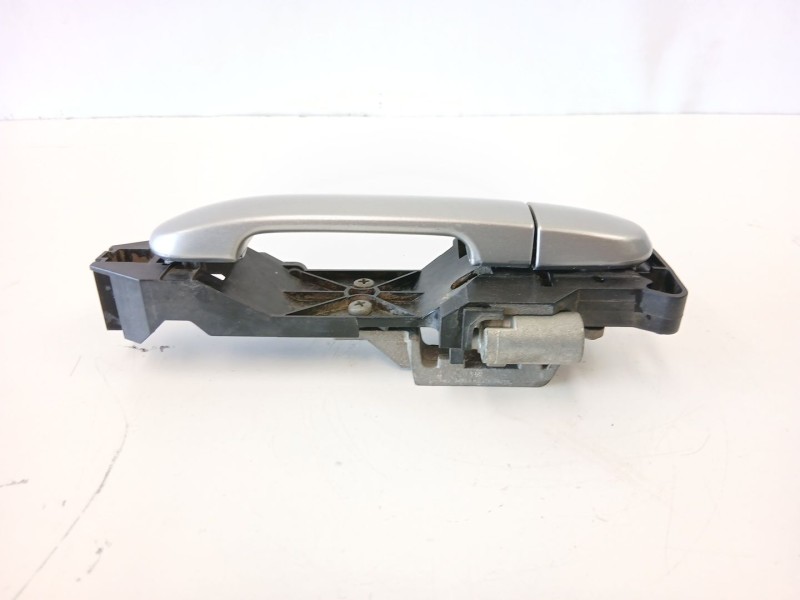 Recambio de manilla trasera derecha para nissan note (e11, ne11) 1.5 dci referencia OEM IAM 82610AX622  