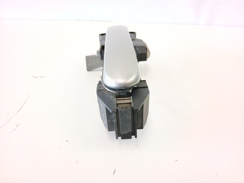 Recambio de manilla trasera derecha para nissan note (e11, ne11) 1.5 dci referencia OEM IAM 82610AX622  