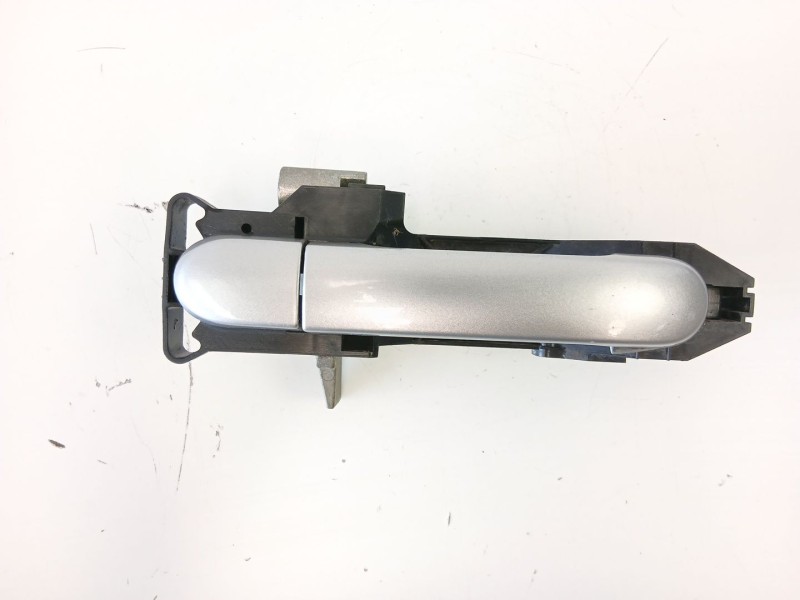 Recambio de manilla trasera derecha para nissan note (e11, ne11) 1.5 dci referencia OEM IAM 82610AX622  