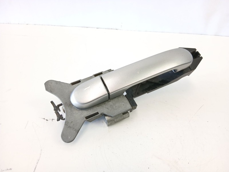 Recambio de manilla delantera izquierda para nissan note (e11, ne11) 1.5 dci referencia OEM IAM 80611AX621  