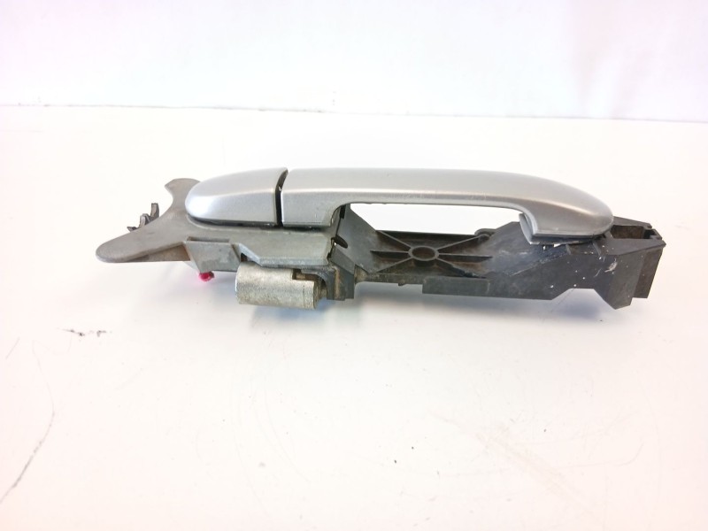 Recambio de manilla delantera izquierda para nissan note (e11, ne11) 1.5 dci referencia OEM IAM 80611AX621  