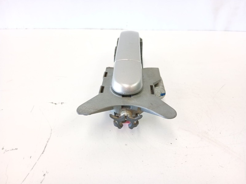 Recambio de manilla delantera izquierda para nissan note (e11, ne11) 1.5 dci referencia OEM IAM 80611AX621  