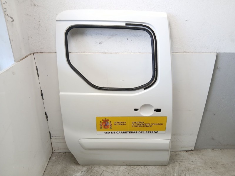 Recambio de puerta trasera derecha para citroën berlingo multispace (b9) 1.6 hdi 90 referencia OEM IAM 9008S3  