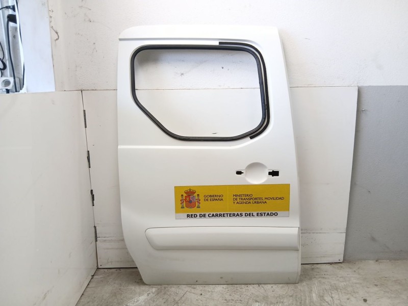 Recambio de puerta trasera derecha para citroën berlingo multispace (b9) 1.6 hdi 90 referencia OEM IAM 9008S3  