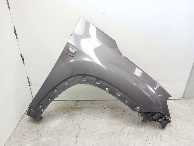 Recambio de aleta delantera derecha para chevrolet orlando (j309) 2.0 d referencia OEM IAM 94559595  