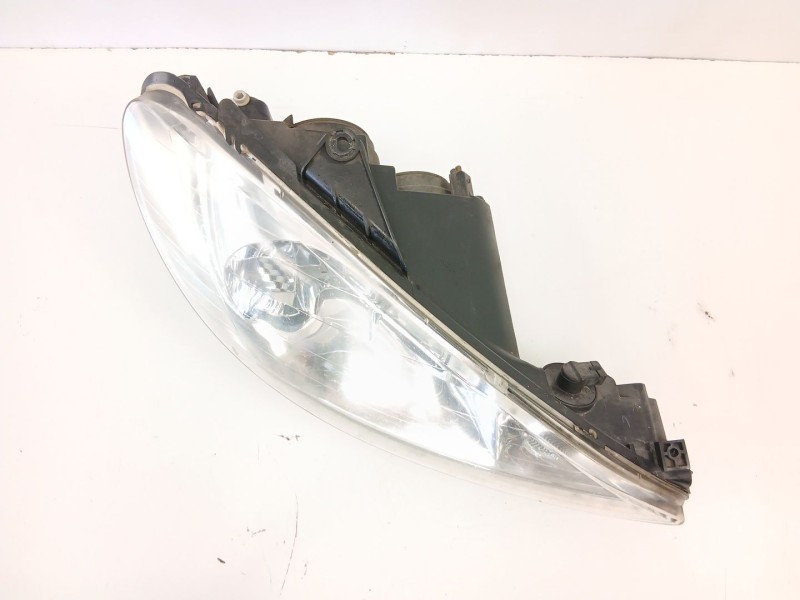 Recambio de faro derecho para peugeot 206 hatchback (2a/c) 1.4 hdi eco 70 referencia OEM IAM 9660535580  