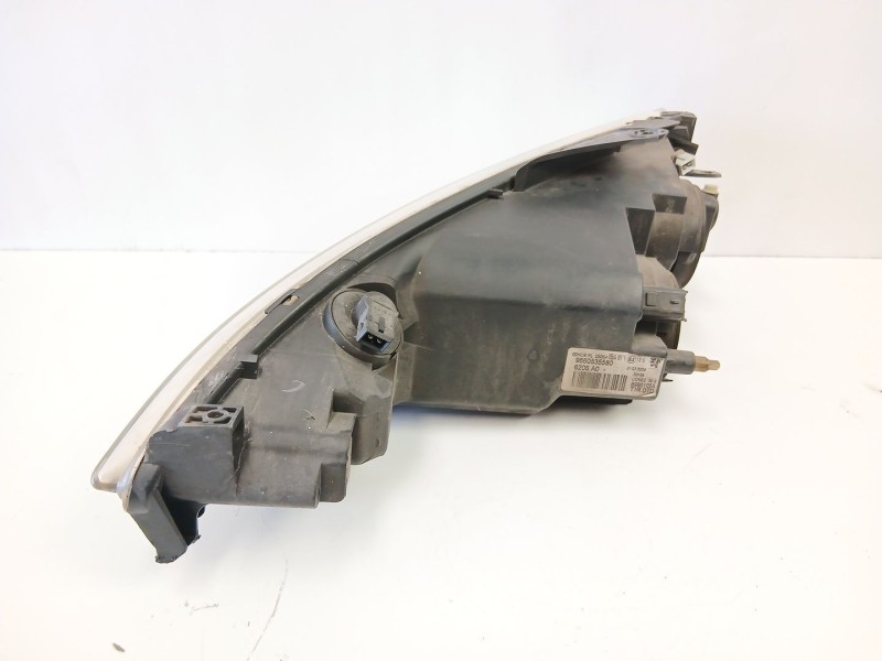 Recambio de faro derecho para peugeot 206 hatchback (2a/c) 1.4 hdi eco 70 referencia OEM IAM 9660535580  
