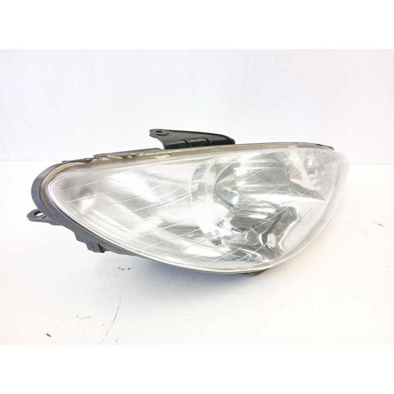 Recambio de faro derecho para peugeot 206 hatchback (2a/c) 1.4 hdi eco 70 referencia OEM IAM 9660535580  