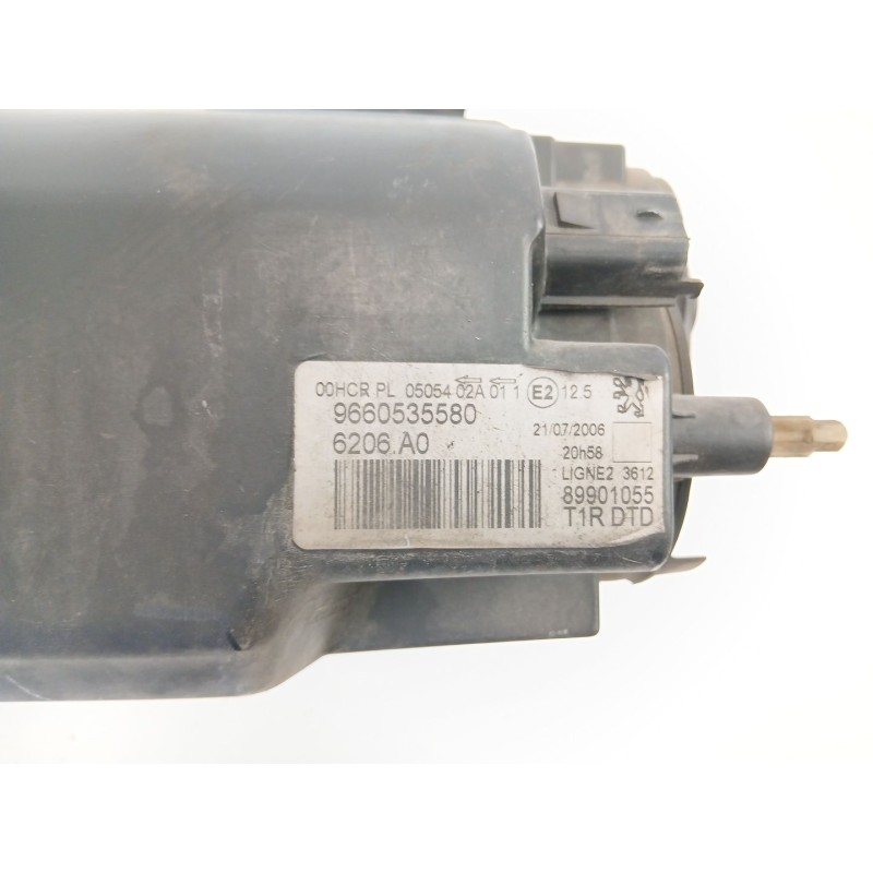 Recambio de faro derecho para peugeot 206 hatchback (2a/c) 1.4 hdi eco 70 referencia OEM IAM 9660535580  